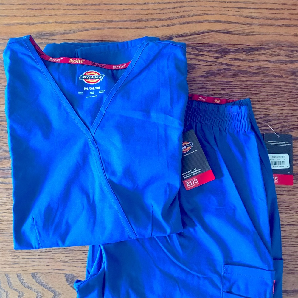 Dickies Scrubs